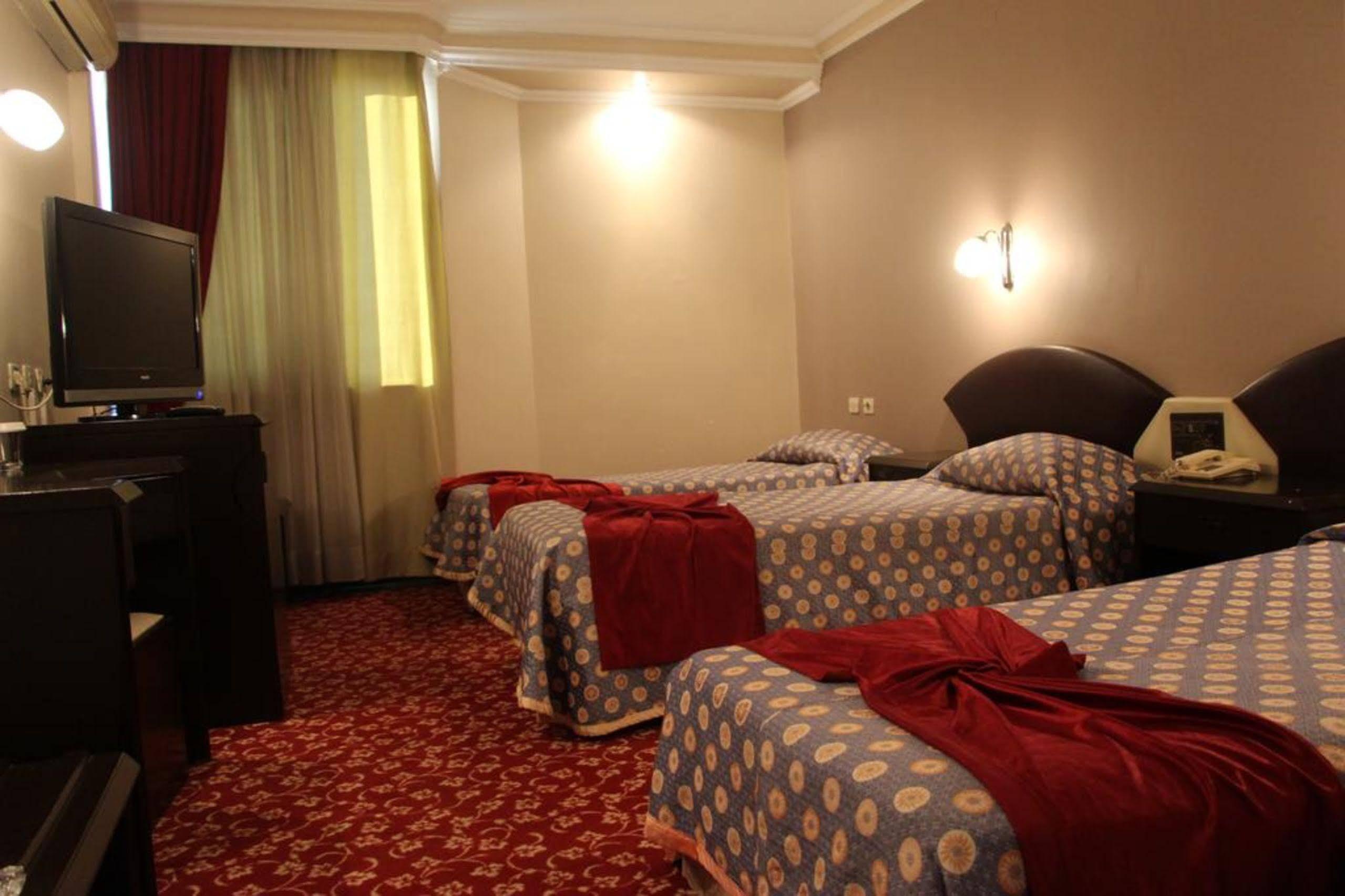 Akyuz Hotel Ankara Exterior photo